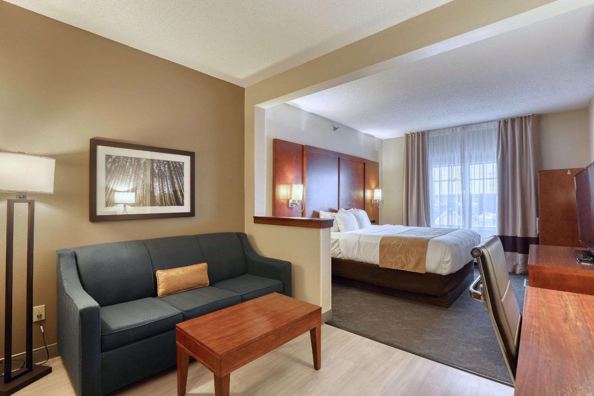 Comfort Suites Appleton Airport Ngoại thất bức ảnh