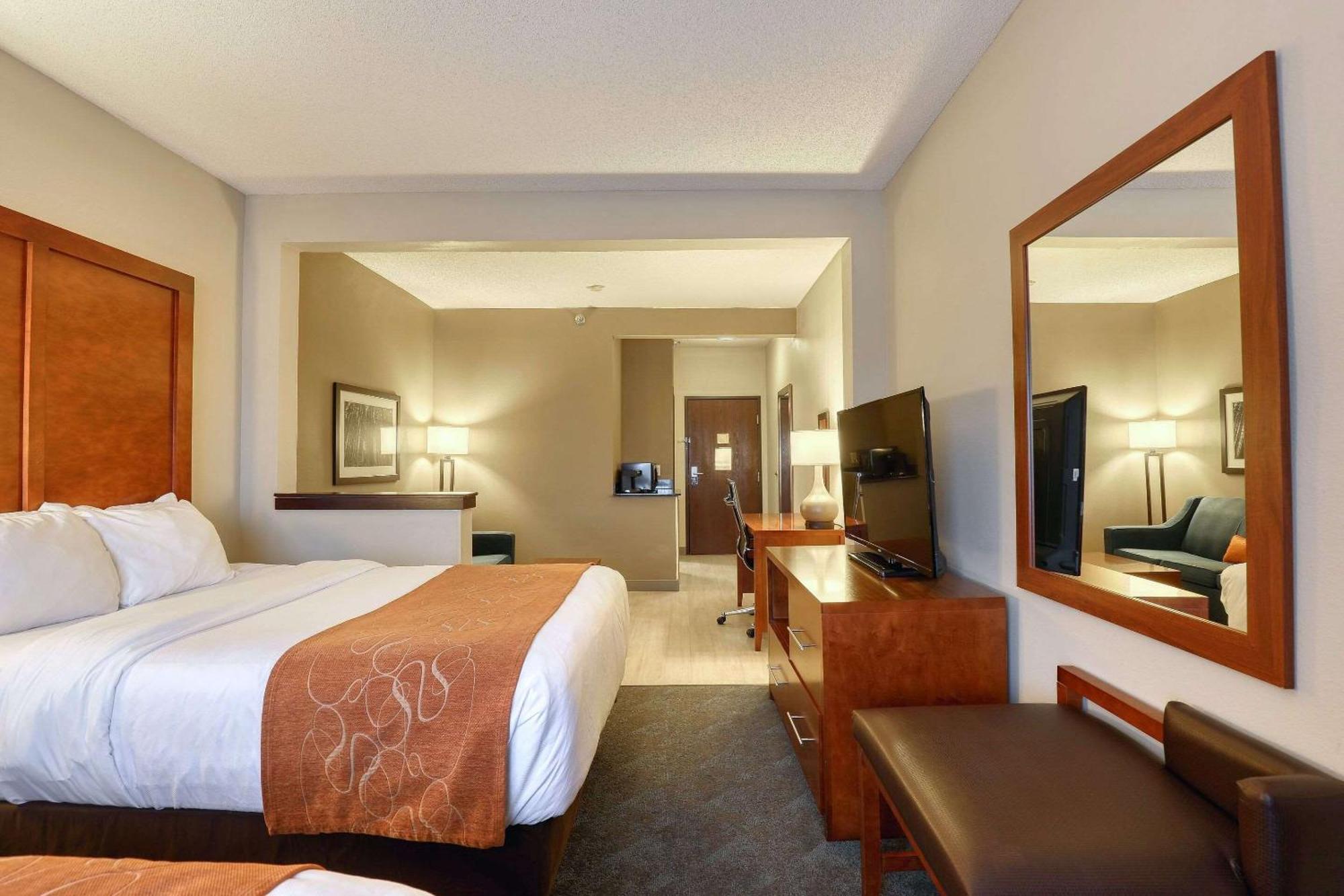 Comfort Suites Appleton Airport Ngoại thất bức ảnh
