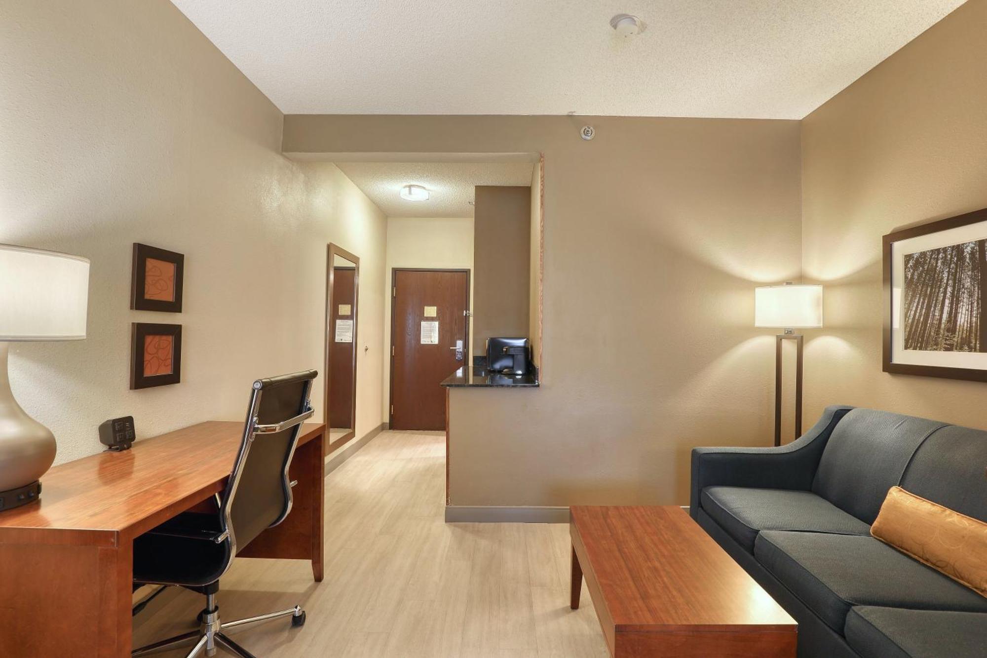 Comfort Suites Appleton Airport Ngoại thất bức ảnh