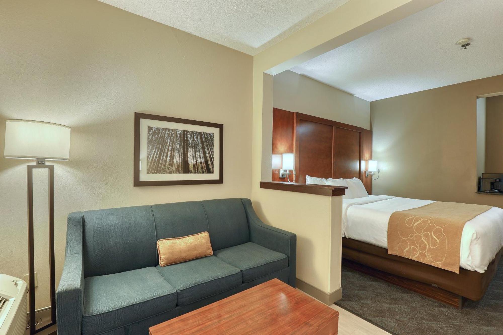 Comfort Suites Appleton Airport Ngoại thất bức ảnh