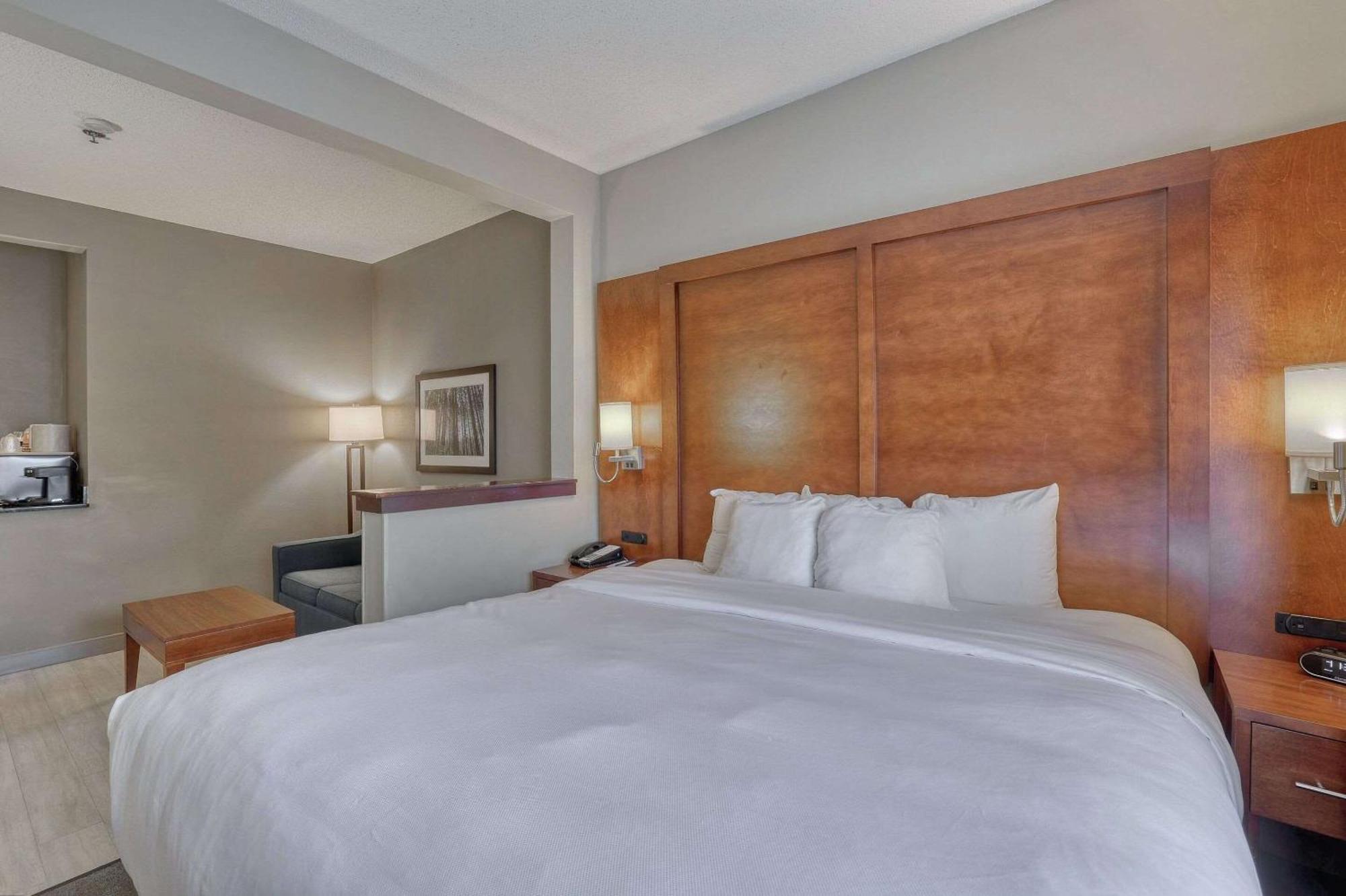 Comfort Suites Appleton Airport Ngoại thất bức ảnh